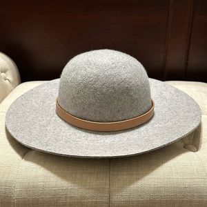 Maurices grey wool hat